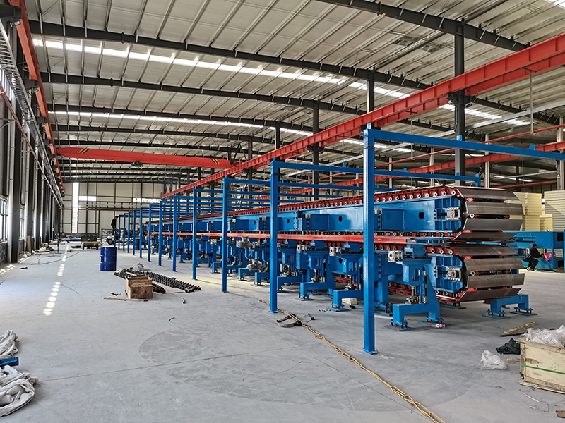 Double belt slat conveyor(caterpillar) system